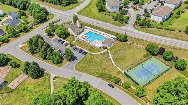 5828 Election Oak Drive, High Point, NC 27265