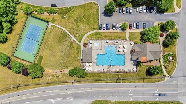 5828 Election Oak Drive, High Point, NC 27265