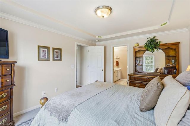 5828 Election Oak Drive, High Point, NC 27265