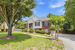 5828 Election Oak Drive, High Point, NC 27265