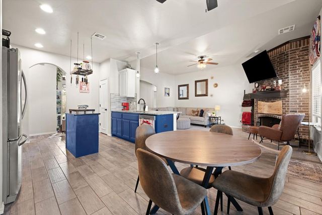 5796 Dogwood Drive, Guthrie, OK 73044