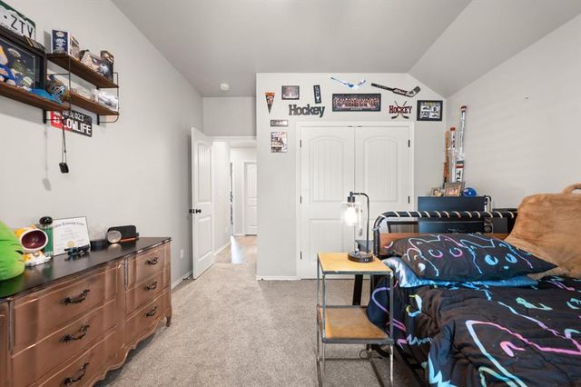 5796 Dogwood Drive, Guthrie, OK 73044
