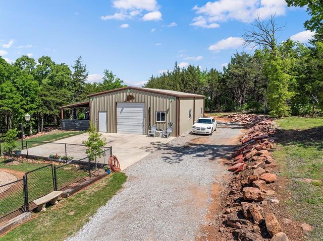 5796 Dogwood Drive, Guthrie, OK 73044