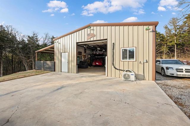 5796 Dogwood Drive, Guthrie, OK 73044