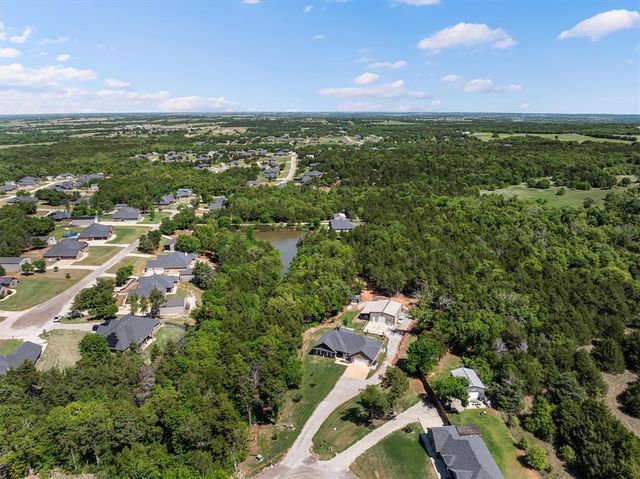 5796 Dogwood Drive, Guthrie, OK 73044