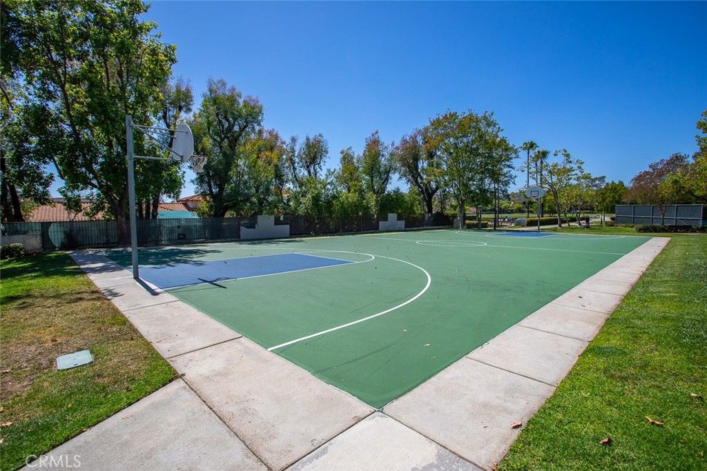 Image 16 of property listing at 29 Violado, Rancho Santa Margarita, CA 92688