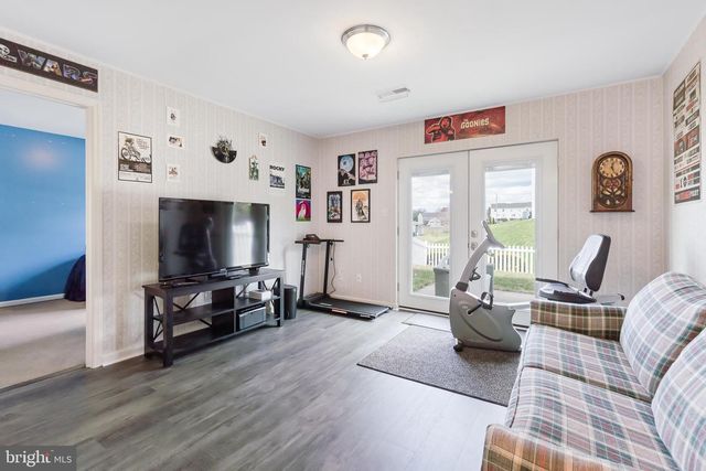 521 FOX RIDGE LN, Lebanon, PA 17042