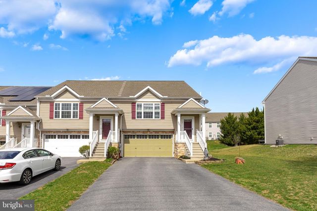 521 FOX RIDGE LN, Lebanon, PA 17042