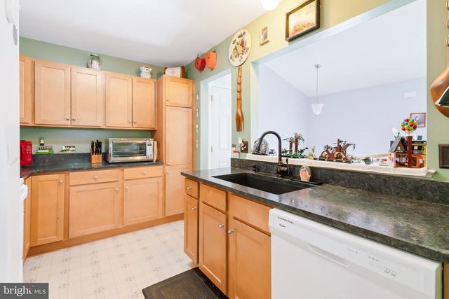 521 FOX RIDGE LN, Lebanon, PA 17042