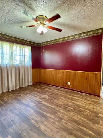 111 Bison Trl, Longview, TX 75605