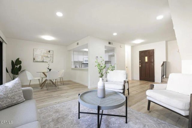 1502 Rock Glen Avenue G, Glendale, CA 91205