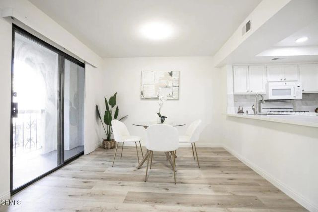 1502 Rock Glen Avenue G, Glendale, CA 91205