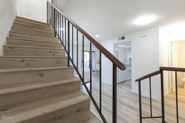 1502 Rock Glen Avenue G, Glendale, CA 91205