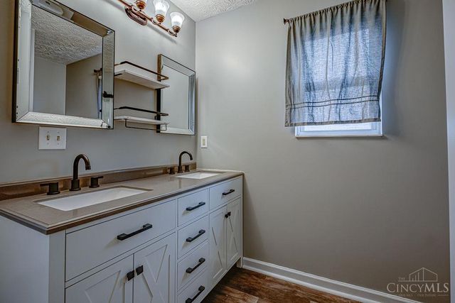 7184 Wills Way, Fairfield Twp, OH 45011