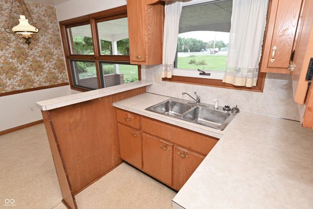 7543 E 71st Street, Indianapolis, IN 46256