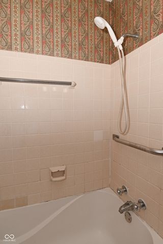 7543 E 71st Street, Indianapolis, IN 46256