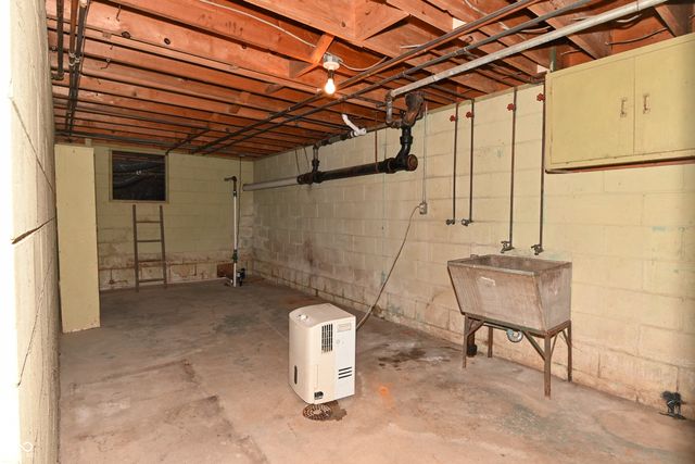 7543 E 71st Street, Indianapolis, IN 46256
