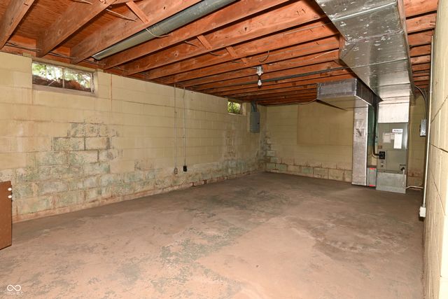 7543 E 71st Street, Indianapolis, IN 46256