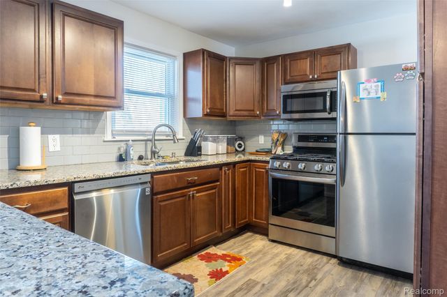 4701 Clintonville Road, Village Of Clarkston, MI 48346