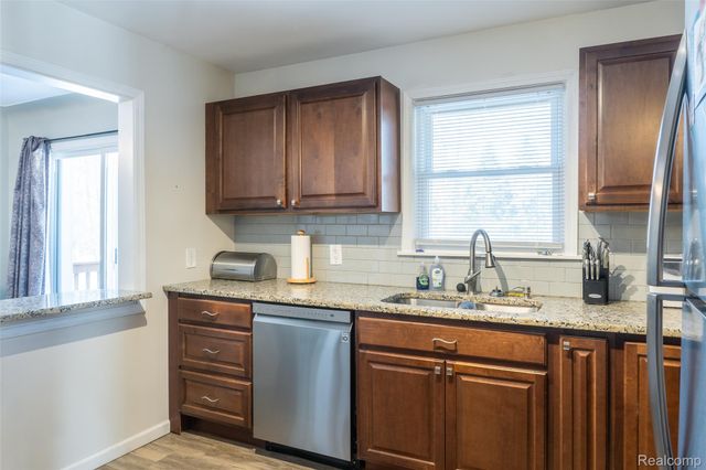 4701 Clintonville Road, Village Of Clarkston, MI 48346