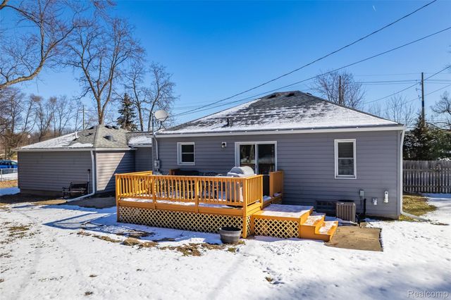 4701 Clintonville Road, Village Of Clarkston, MI 48346