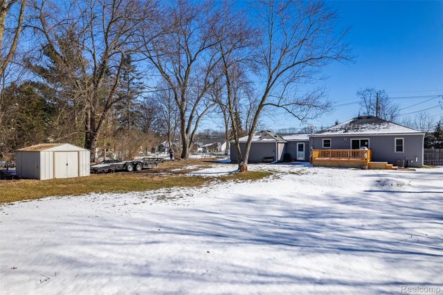 4701 Clintonville Road, Village Of Clarkston, MI 48346