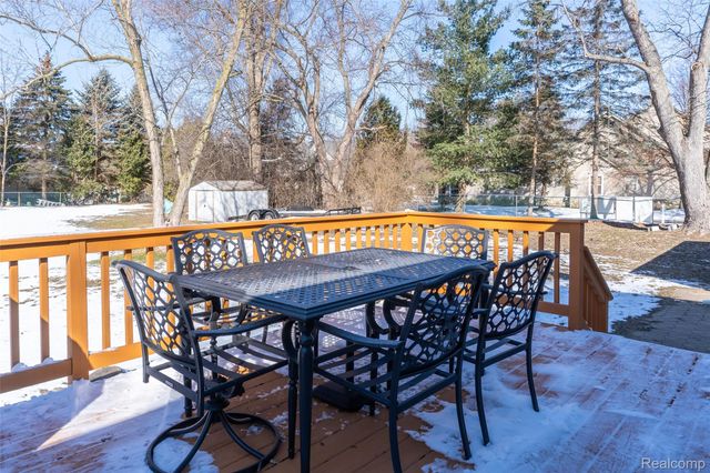 4701 Clintonville Road, Village Of Clarkston, MI 48346