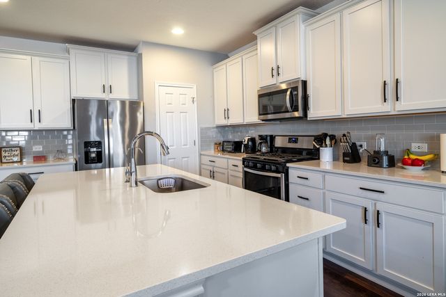 5731 Pin, San Antonio, TX 78266