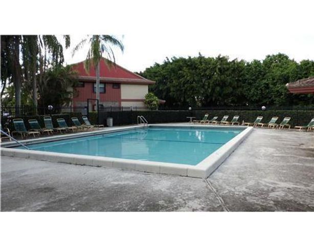 9769 RIVERSIDE DR 71-2, Coral Springs, FL 33071