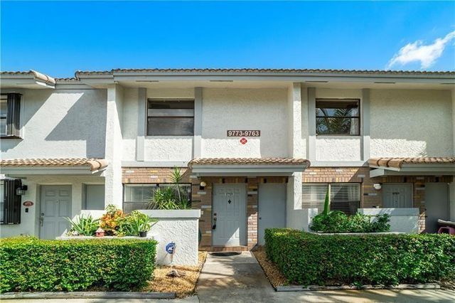9769 RIVERSIDE DR 71-2, Coral Springs, FL 33071
