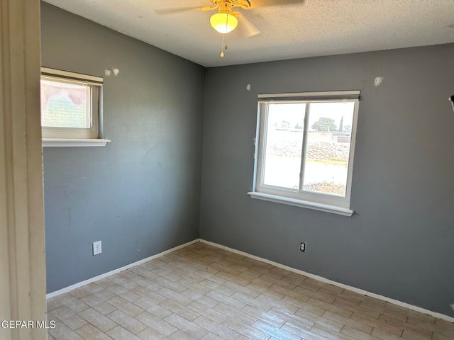5608 SARAH ANNE Avenue, El Paso, TX 79924