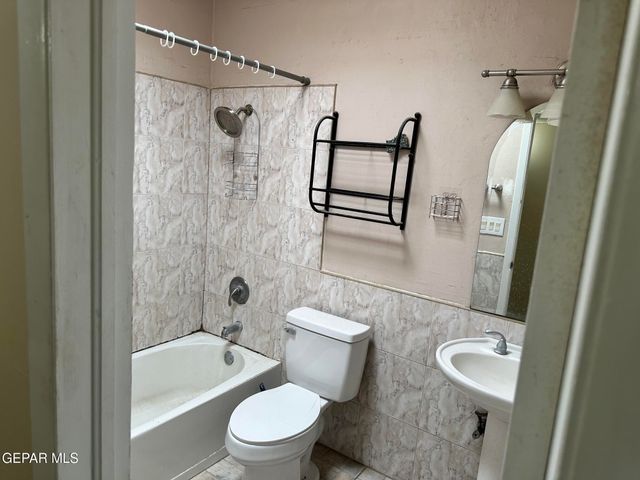 5608 SARAH ANNE Avenue, El Paso, TX 79924