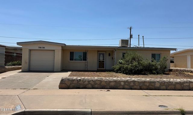 5608 SARAH ANNE Avenue, El Paso, TX 79924