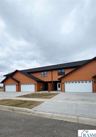 805 Viburnum Street, Belle Plaine, MN 56011