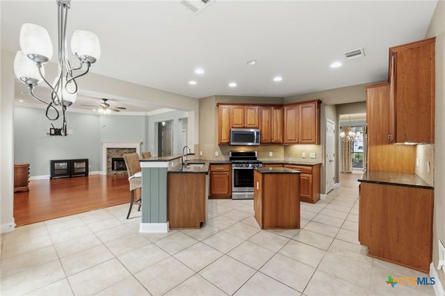 1239 Pine Forest Circle, Round Rock, TX 78665