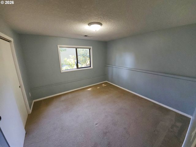 2935 ASCOT Cir, West Linn, OR 97068