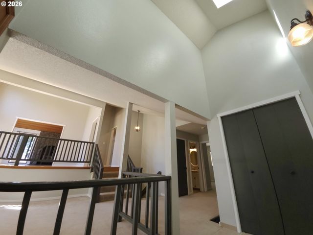 2935 ASCOT Cir, West Linn, OR 97068