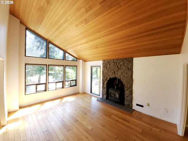 2935 ASCOT Cir, West Linn, OR 97068