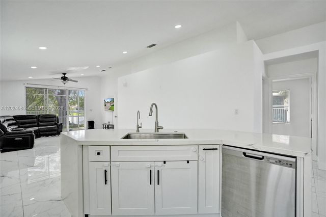 4108 Sapphire Ter, Weston, FL 33331