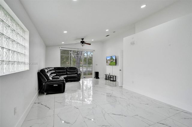 4108 Sapphire Ter, Weston, FL 33331