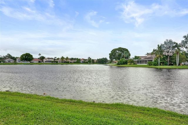 4108 Sapphire Ter, Weston, FL 33331