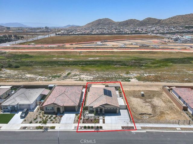 30897 Alister Lane, Winchester, CA 92596