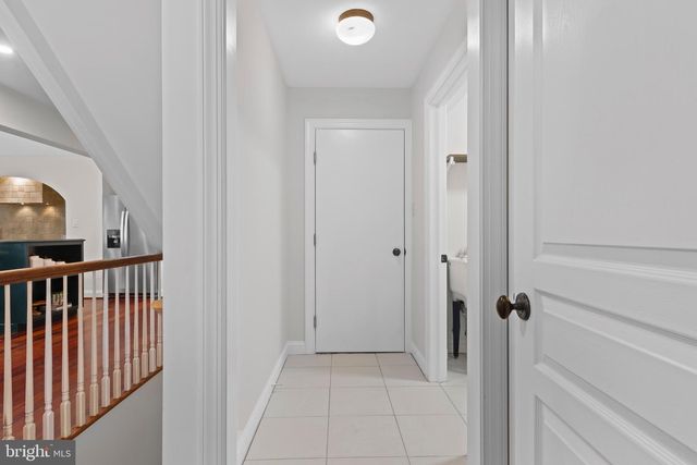 525 N SWARTHMORE AVE, Swarthmore, PA 19081