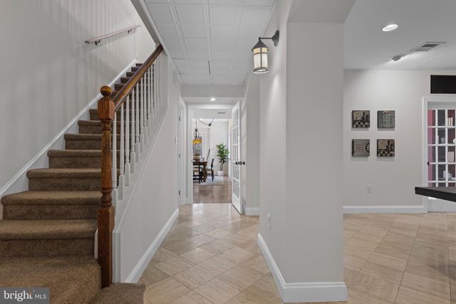 525 N SWARTHMORE AVE, Swarthmore, PA 19081