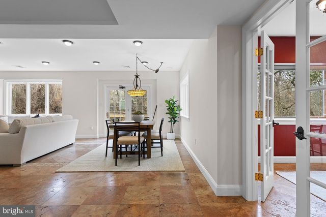 525 N SWARTHMORE AVE, Swarthmore, PA 19081