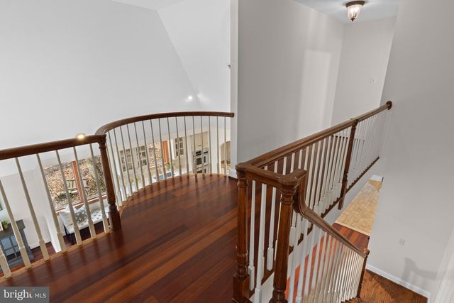 525 N SWARTHMORE AVE, Swarthmore, PA 19081