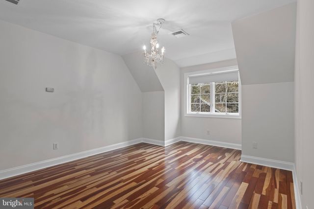 525 N SWARTHMORE AVE, Swarthmore, PA 19081