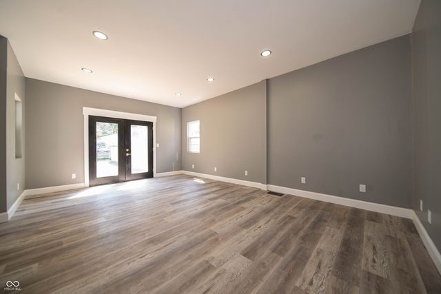 817 W 5th Street, Anderson, IN 46016