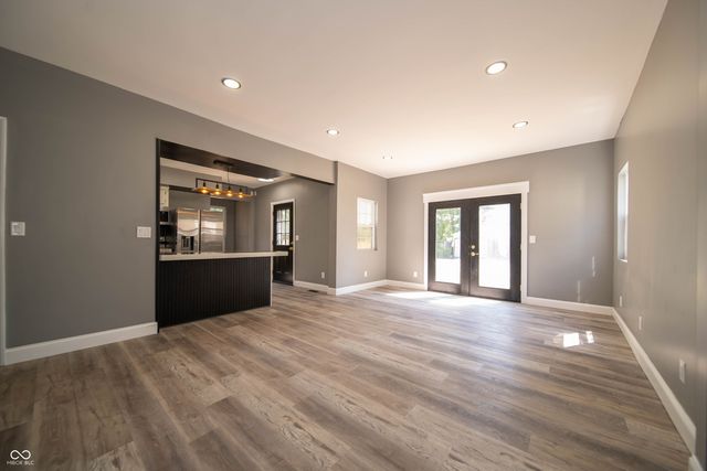 817 W 5th Street, Anderson, IN 46016