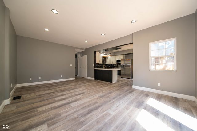 817 W 5th Street, Anderson, IN 46016